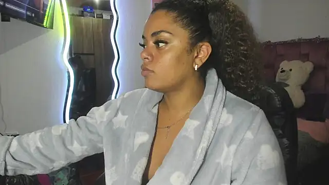 ladyrd1 online show from 01-15-26, 03:55