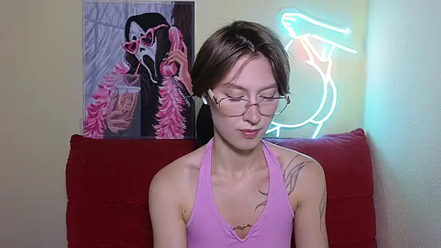 MalvinaBlum online show from 07-11-26, 05:43