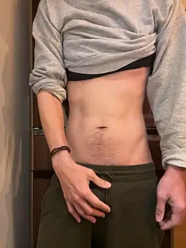 saku chan live online show from 03-12-26, 08:37