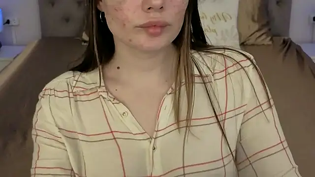 IceDanielles online show from 03-28-26, 01:54