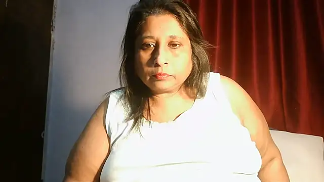 Snapshot of raniofsex02 chatting on 06-10-26, 05:56 raniofsex02 online show from 06-10-26, 05:56