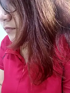 Snapshot of ZUCAAT chatting on 01-17-26, 04:28 ZUCAAT online show from 01-17-26, 04:28