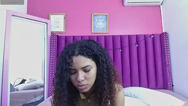 littleebonny online show from 03-26-26, 12:33