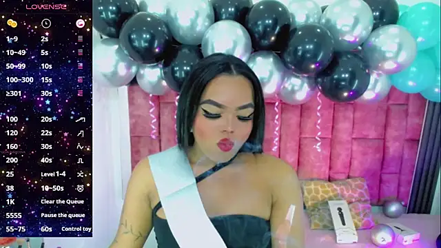 KayleighDreams  online show from 03-19-26, 04:49