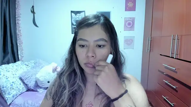 StephaniFox online show from 04-07-26, 11:26