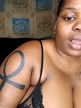 Snapshot of ScorpioNovember10 chatting on 12-06-24, 09:02 ScorpioNovember10 online show from 12-06-24, 09:02