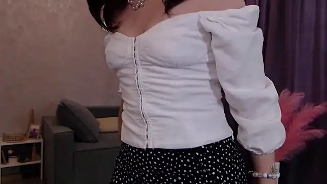 SusanMorado online show from 03-18-26, 08:39