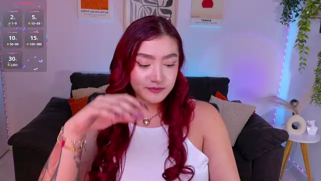 Snapshot of ViolettCastel chatting on 07-16-26, 12:05 ViolettCastel online show from 07-16-26, 12:05