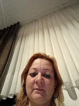 Snapshot of slettieada chatting on 01-11-25, 06:44 slettieada online show from 01-11-25, 06:44