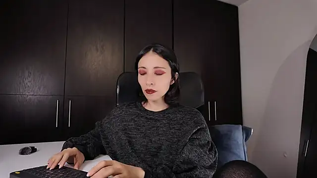 Edranah online show from 04-25-26, 11:02