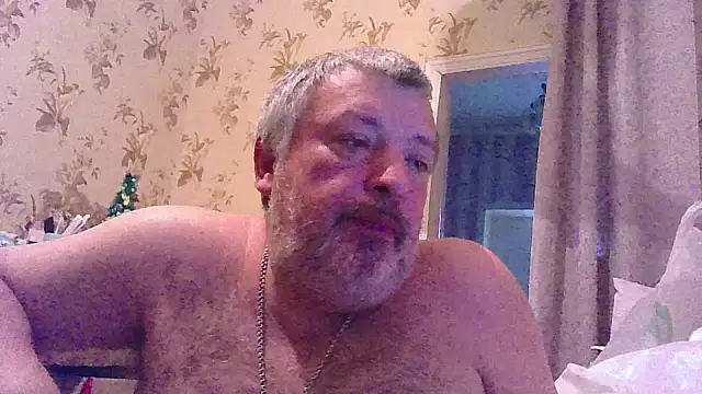 Snapshot of Art_Ass chatting on 10-04-25, 07:12 Art Ass online show from 10-04-25, 07:12