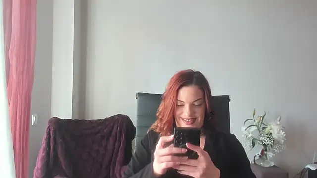 LilliLowexox online show from 02-09-26, 10:08