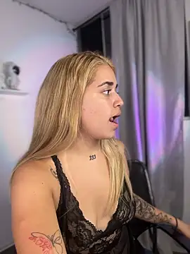 JoselinFlower  online show from 03-18-26, 02:15