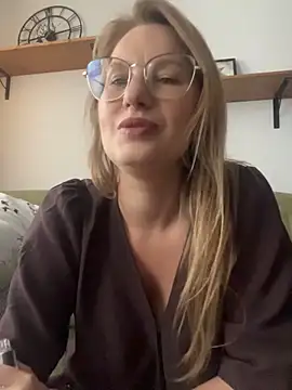 Vanilladreams online show from 06-09-26, 04:40