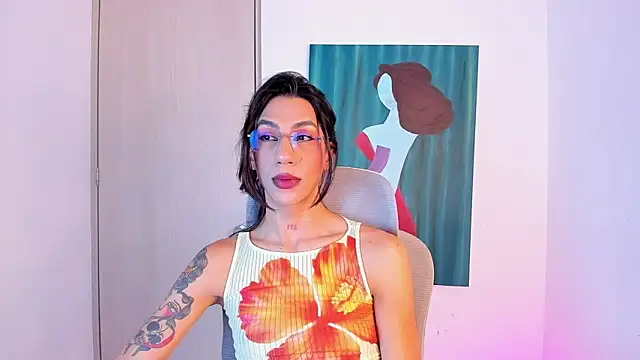 Snapshot of sofiaa_grey_ chatting on 03-19-26, 02:43 sofiaa grey online show from 03-19-26, 02:43