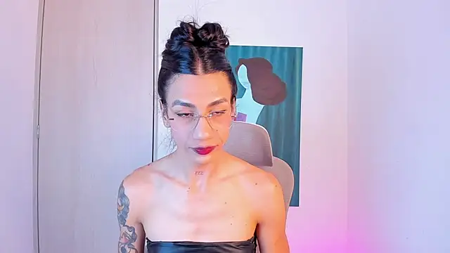 Snapshot of sofiaa_grey_ chatting on 03-23-26, 04:22 sofiaa grey online show from 03-23-26, 04:22