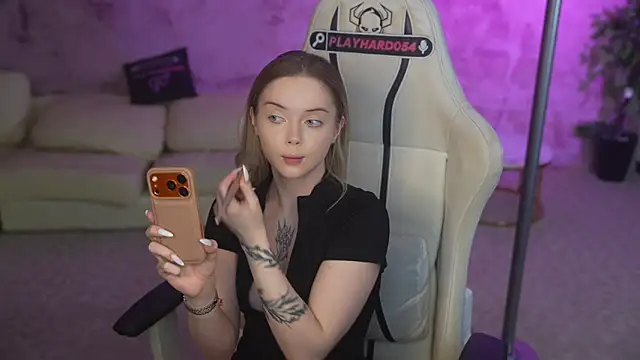 Cassy-Celestial  online show from 05-21-26, 07:59