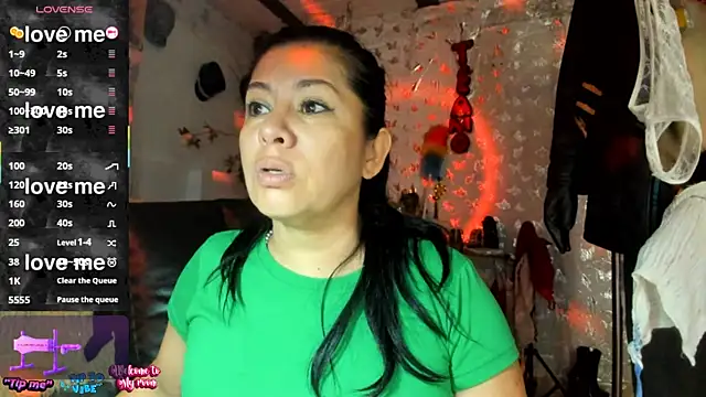 Snapshot of Erlinda-engel chatting on 06-23-26, 12:14 Erlinda-engel online show from 06-23-26, 12:14