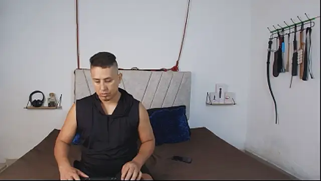 Liana Asaff online show from 01-14-26, 10:58