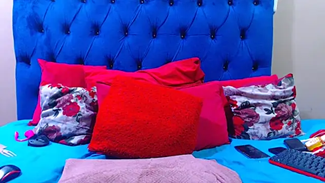 ebonycandy10 online show from 05-19-26, 04:19