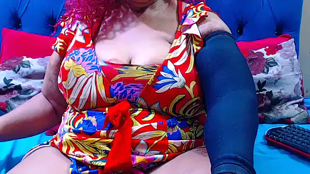 ebonycandy10 online show from 05-28-26, 05:38