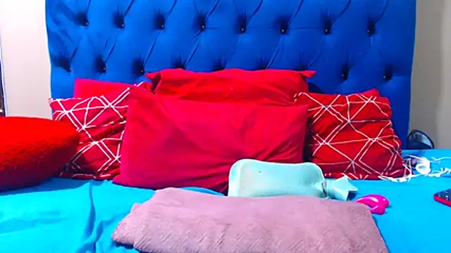 Snapshot of ebonycandy10 chatting on 07-07-26, 06:47 ebonycandy10 online show from 07-07-26, 06:47