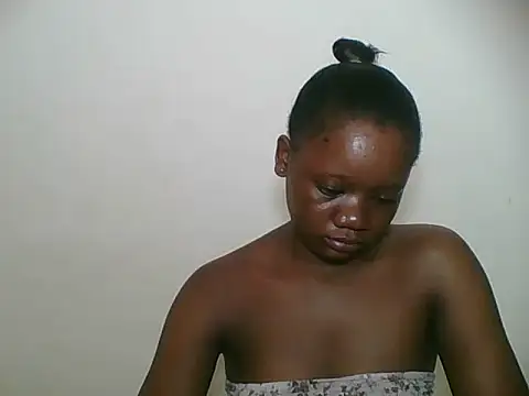 Snapshot of HotJeylee chatting on 04-17-26, 12:41 HotJeylee online show from 04-17-26, 12:41