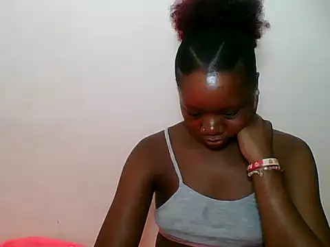 Snapshot of HotJeylee chatting on 05-01-26, 01:48 HotJeylee online show from 05-01-26, 01:48