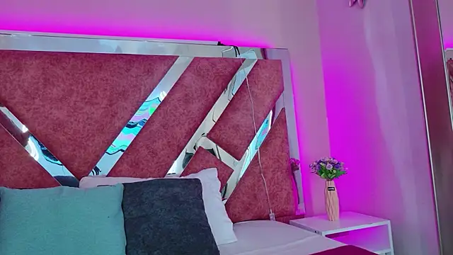 PaulinaDuarte online show from 07-14-26, 12:11