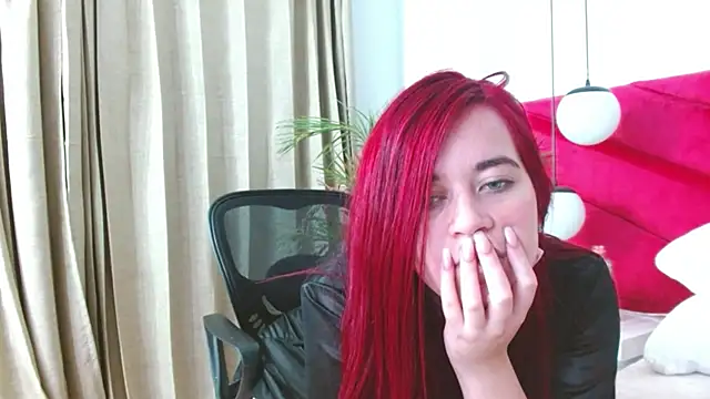 Sophie ponce online show from 05-13-26, 12:24