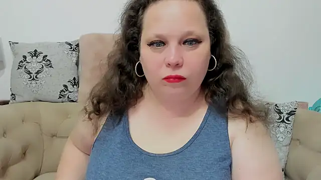 Snapshot of KarolineJoyy chatting on 03-13-26, 07:31 KarolineJoyy online show from 03-13-26, 07:31