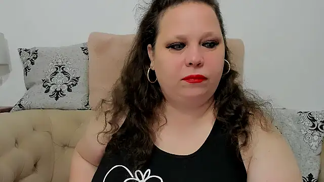 Snapshot of KarolineJoyy chatting on 03-14-26, 08:03 KarolineJoyy online show from 03-14-26, 08:03