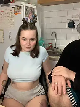 Snapshot of Pair_of_Gods_ chatting on 01-24-25, 06:35 Pair of Gods online show from 01-24-25, 06:35