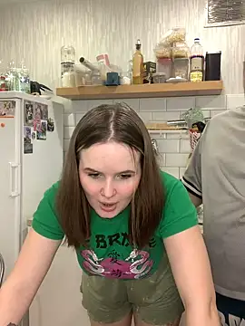 Snapshot of Pair_of_Gods_ chatting on 02-06-25, 02:58 Pair of Gods online show from 02-06-25, 02:58