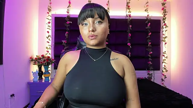 Snapshot of sweelanna__ chatting on 07-09-26, 12:26 sweelanna online show from 07-09-26, 12:26