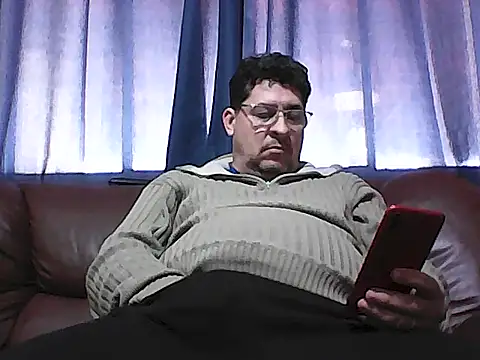 karatecobrakay2012 online show from 07-27-26, 11:17