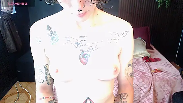 pretty cristal69 online show from 03-03-26, 01:50