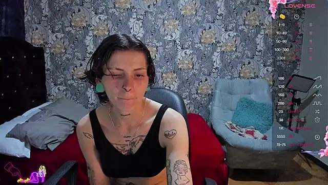 Snapshot of pretty_cristal69 chatting on 07-19-26, 10:13 pretty cristal69 online show from 07-19-26, 10:13