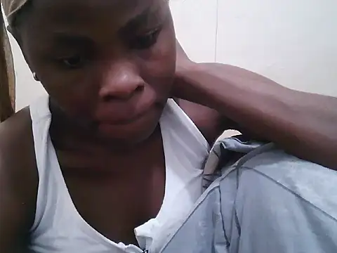 Snapshot of just_ivey chatting on 06-10-26, 04:17 just ivey online show from 06-10-26, 04:17