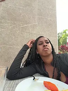 Your Paris online show from 04-14-26, 01:06