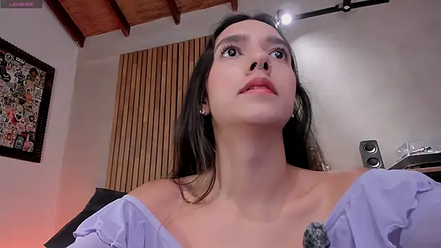 honeyhot69   online show from 03-13-26, 11:50