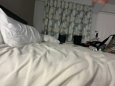 Snapshot of tatted-bitty chatting on 11-09-25, 09:51 tatted-bitty online show from 11-09-25, 09:51