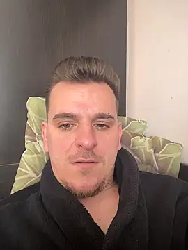 Snapshot of Huge_cock22cm chatting on 03-11-26, 10:21 Huge cock22cm online show from 03-11-26, 10:21