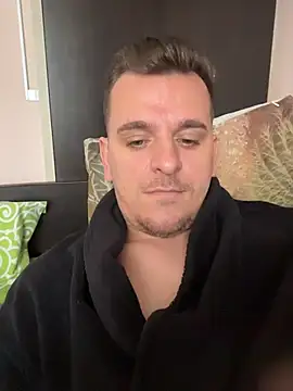 Snapshot of Huge_cock22cm chatting on 03-29-26, 10:59 Huge cock22cm online show from 03-29-26, 10:59