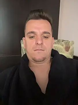 Snapshot of Huge_cock22cm chatting on 04-01-26, 09:32 Huge cock22cm online show from 04-01-26, 09:32