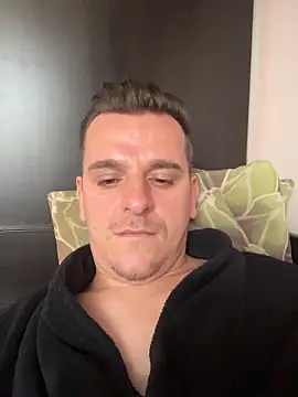 Snapshot of Huge_cock22cm chatting on 04-07-26, 12:27 Huge cock22cm online show from 04-07-26, 12:27