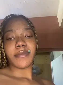 Snapshot of NillaMontana chatting on 03-11-26, 05:30 NillaMontana online show from 03-11-26, 05:30