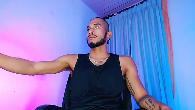 Snapshot of DanteSantoro chatting on 02-15-26, 11:56 DanteSantoro online show from 02-15-26, 11:56