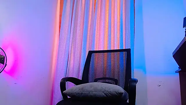 DanteSantoro online show from 04-01-26, 02:36