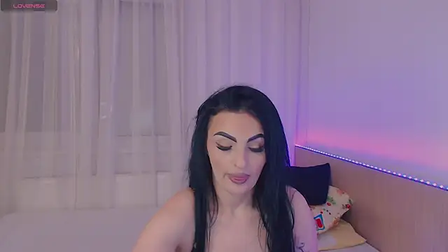 jesselines  online show from 05-17-26, 04:14